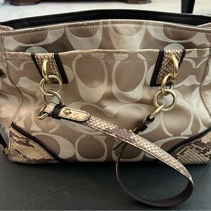 Coach Collett, beige/brown purse